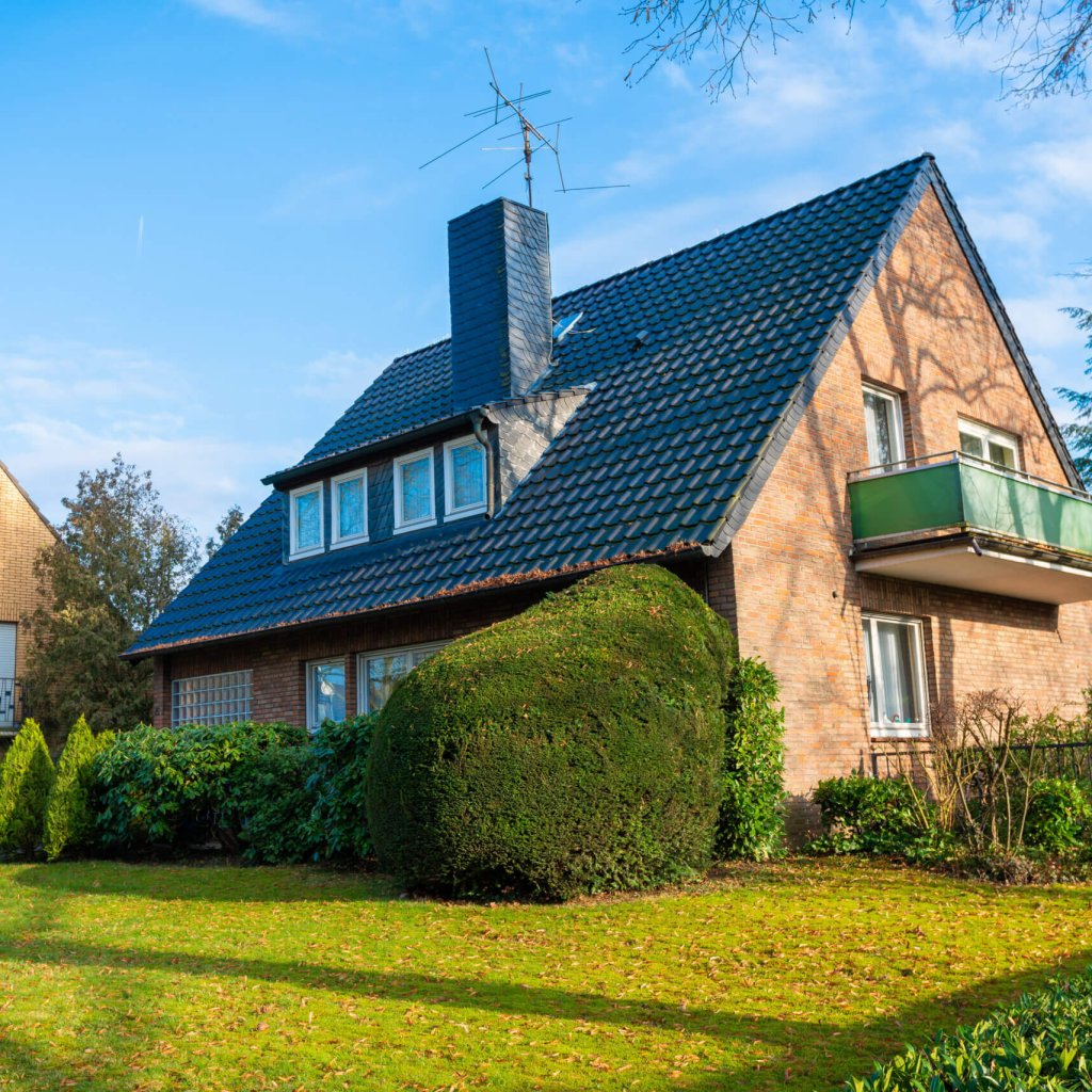 Beautiful Luxury Home Exterior. Modern  house